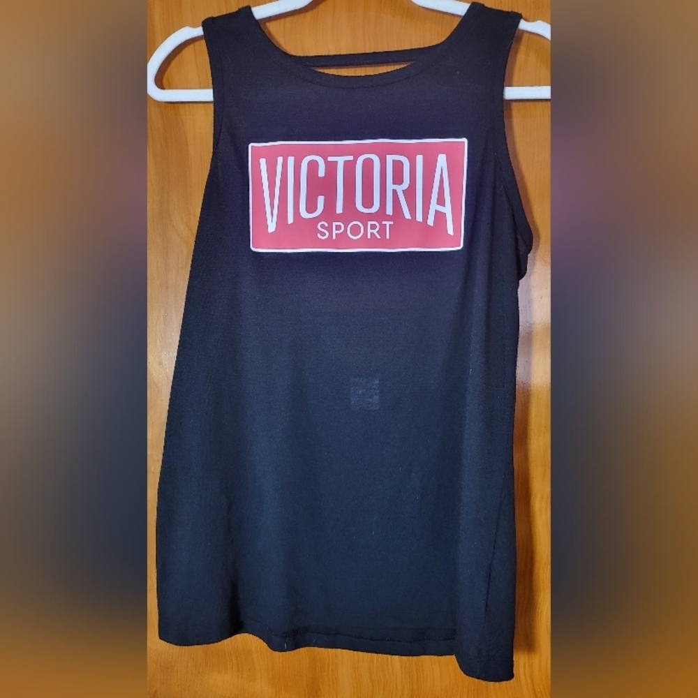 VICTORIA Sport   Top Size M